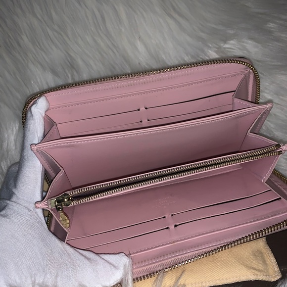 Louis Vuitton Zippy Wallet - Picture 6 of 8
